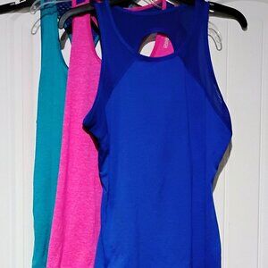Set of 3 Reebok Speedwick Tank Tops Size M 2 with Razor Back Mesh